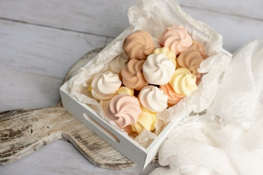 How Many Syns In A Mini Meringue? Find Out Here & Alternatives!