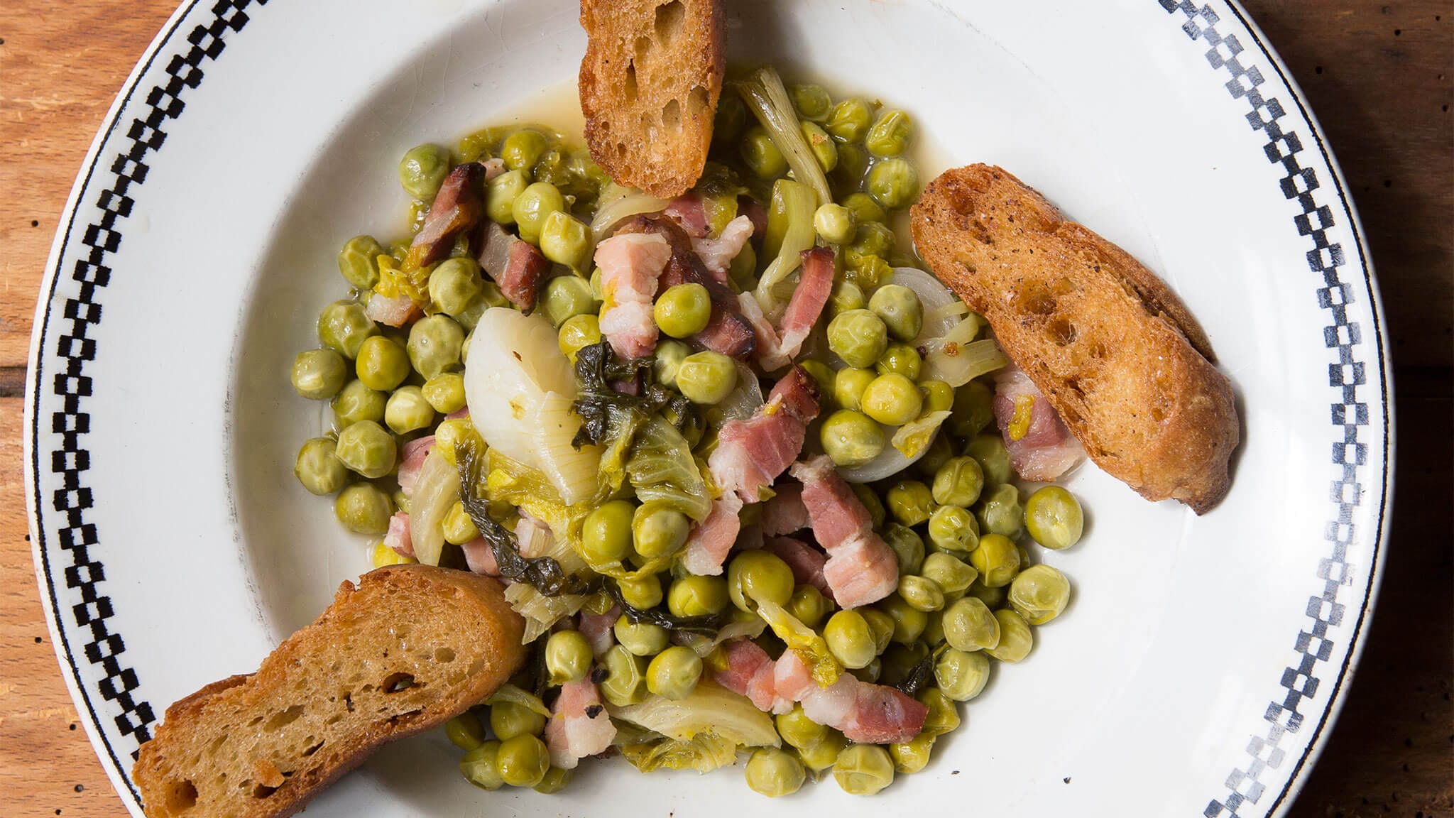 What To Serve With Petit Pois A La Française? Find Out Here!